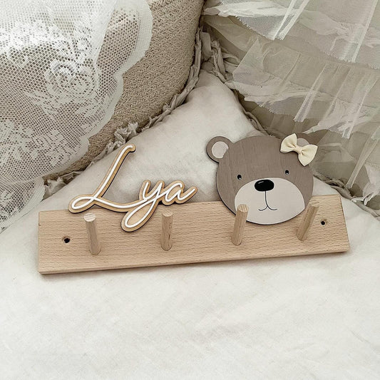 Garderobe 3D Doppelschrift Bär