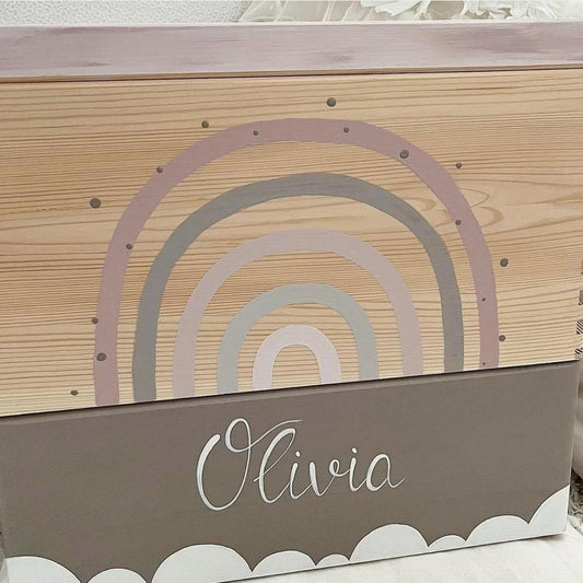 Stapelkiste Rainbow Clouds