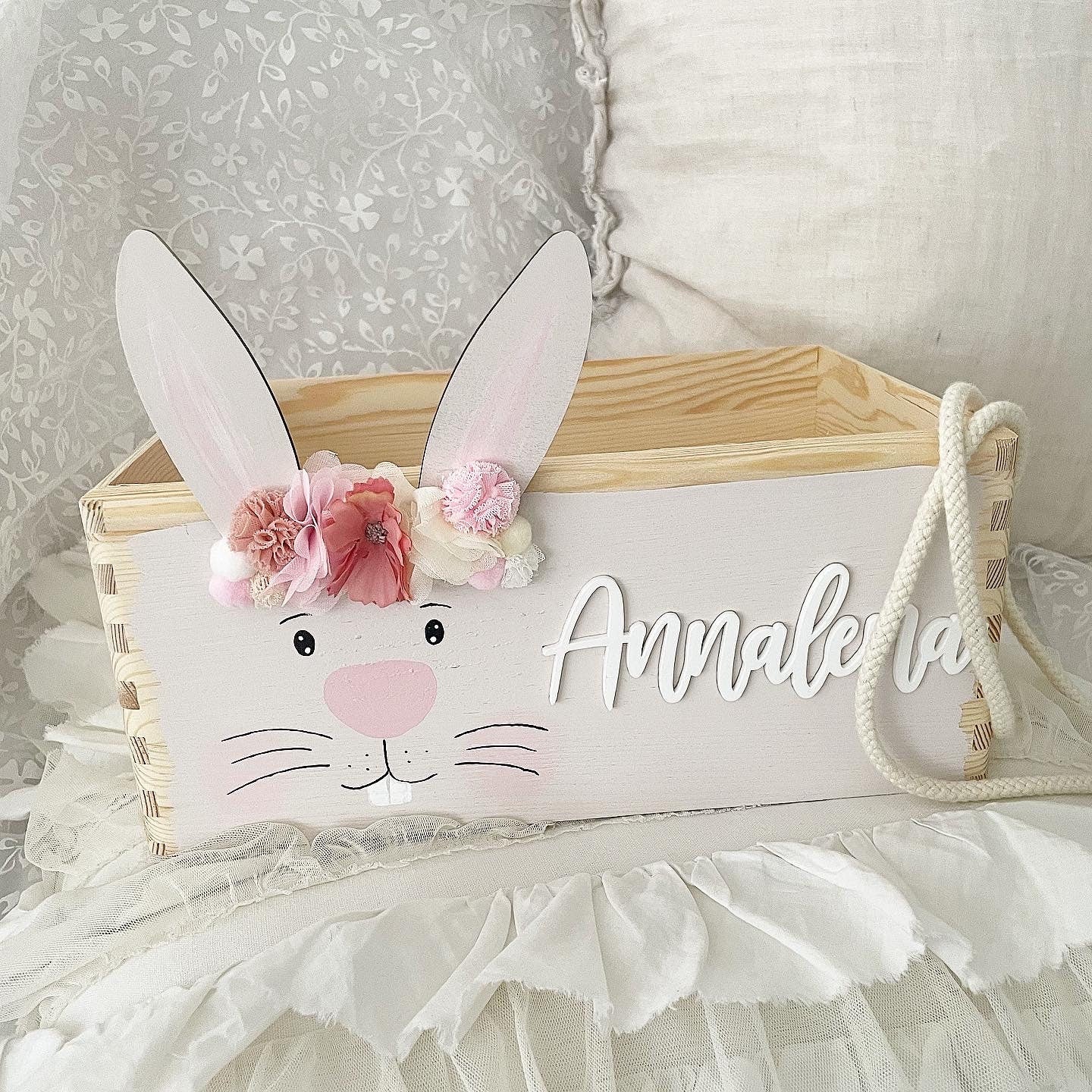 Osterkiste beige mit Kopfschmuck - Wood Kids World