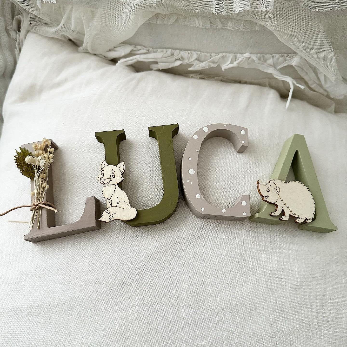 Türname Waldtiere Olivgrün/Taupe - Wood Kids World