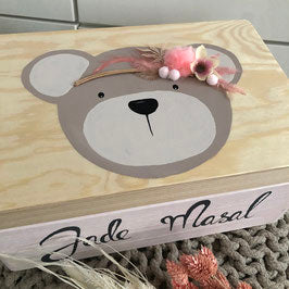 Kiste Boho Bär Mädchen Pompoms farbig